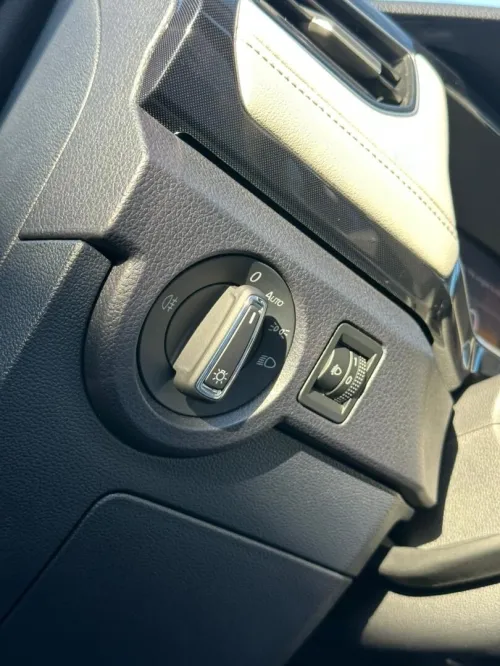 Volkswagen Tharu 2026 XR
