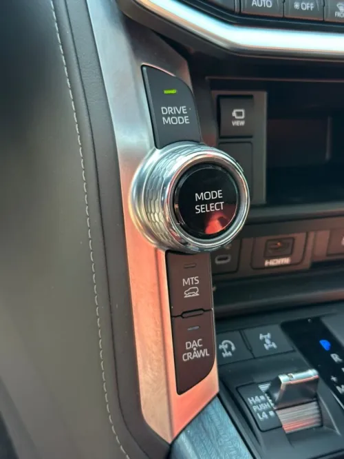Toyota Land cruiser 2026 VXR édition, black