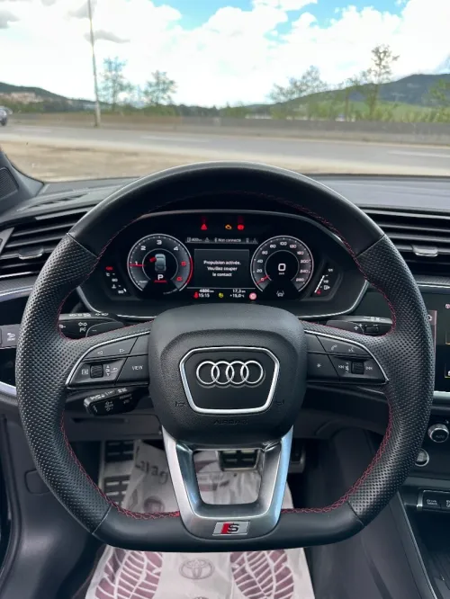 Audi Q3 2024 S Line