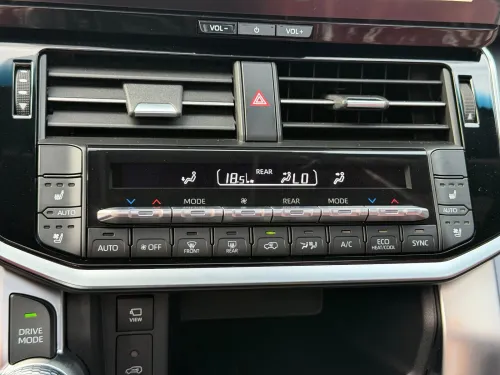 Toyota Land Cruiser  2026 VXR