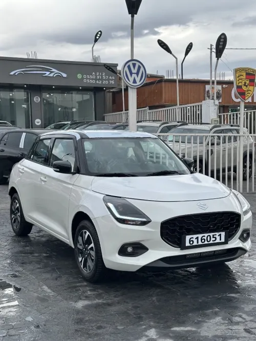 Suzuki Swift 2025 Monte carlo