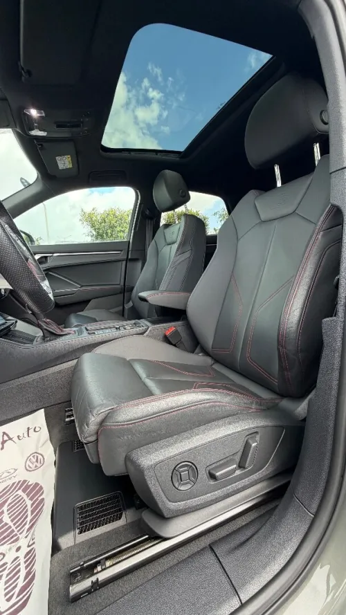 Audi Q3 2023 S line