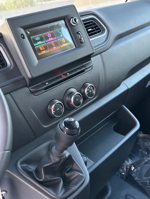 Renault Master 2025 L2H2