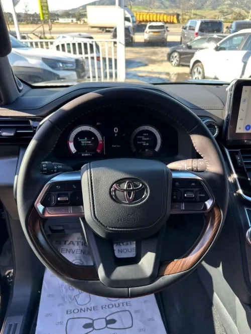 Toyota Land Cruiser  2026 VX-R
