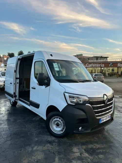 Renault Master 2025 L2H2