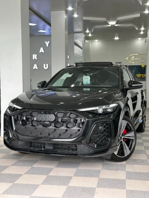 Audi Q5 2025 S Line
