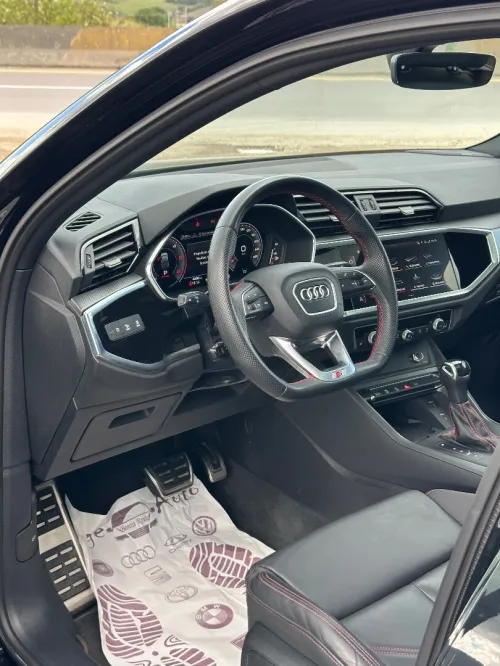 Audi Q3 2024 S Line