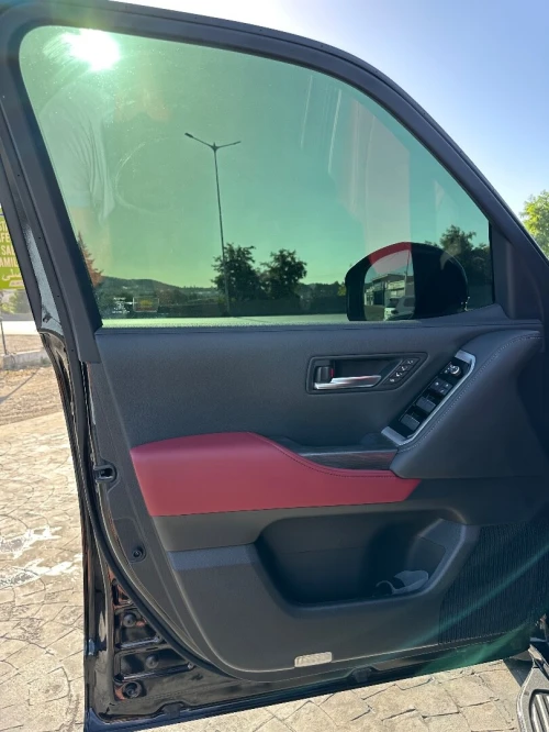 Toyota Land Cruiser  2026 VX-R black black