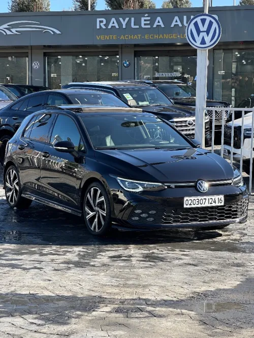 Volkswagen Golf 8 2024 R-Line