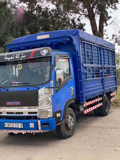 Isuzu Npr 2012