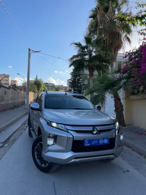 Mitsubishi L200 2022 