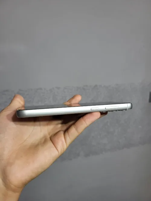 Samsung S23fe