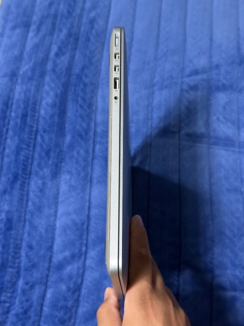 Macbook pro Retina mid-2015 15" i7 16GB\256 SSD