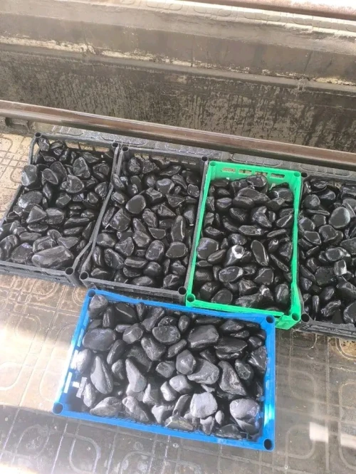 Galet jardin حجر طبيعي للتزين حدائق و مسابح و pierre de décoration galet marbré  حجر تبيض حجر اسود