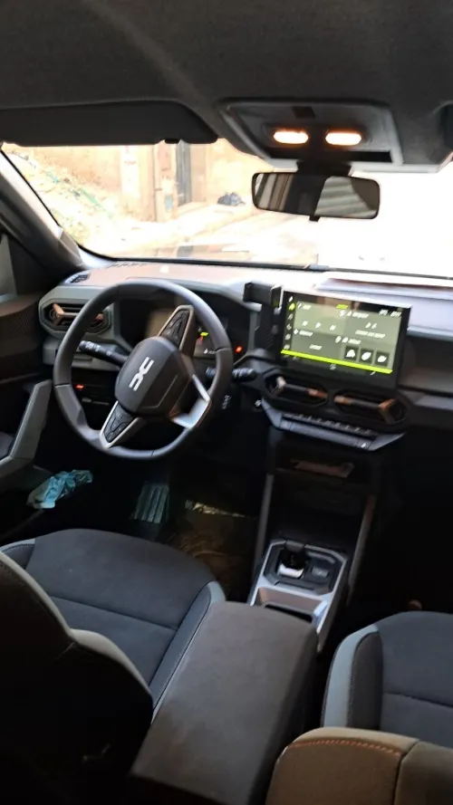 Dacia Duster 2025 Extrem gold