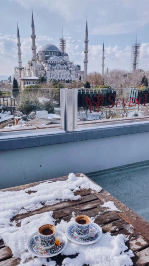 ISTANBUL  MARS/AVRIL 2026