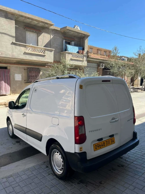 Peugeot Partner 2011 B9