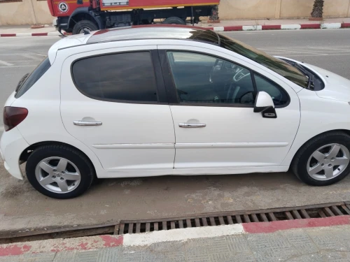 Peugeot 207 2012 Allure