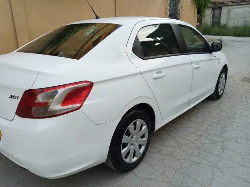 Peugeot 301 2013 Active