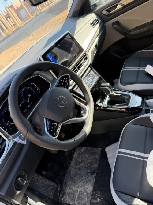 Volkswagen T-Roc 2025 R-Line 
