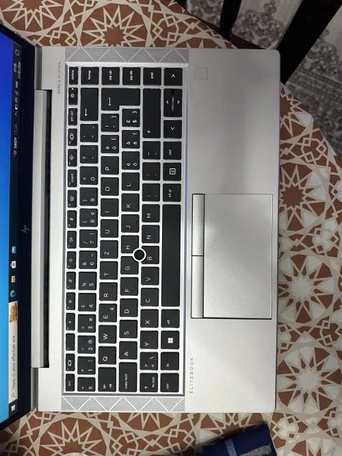 Hp i7 11 em