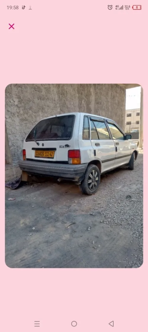 Kia prada ابيض 2011