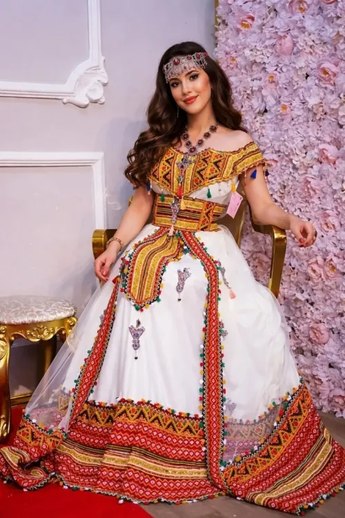 Robe kabyle moderne