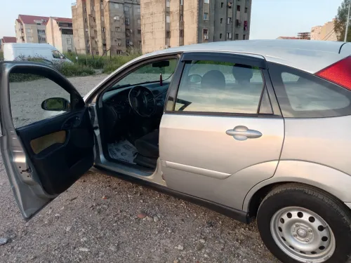 Ford Focus 5 portes 2001 