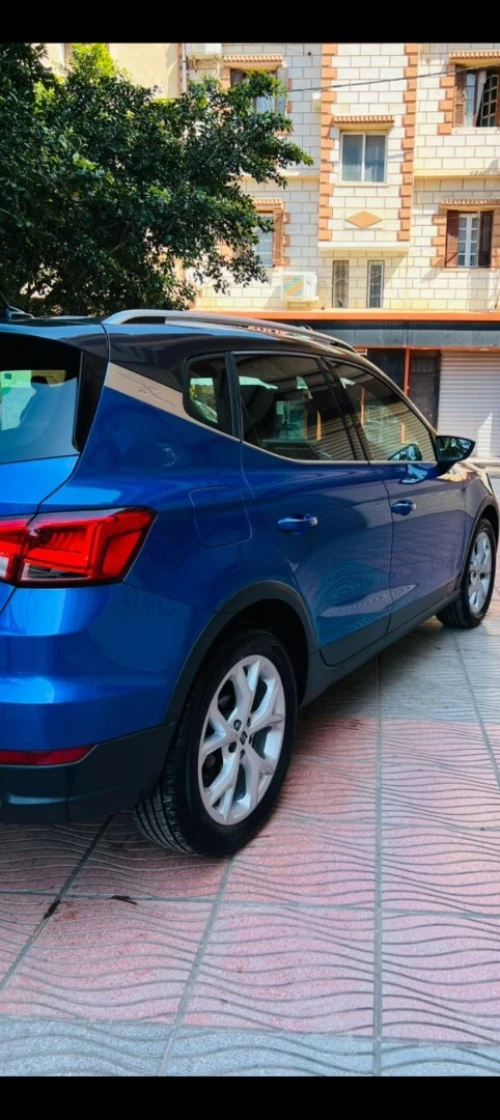 Seat Arona 2023 FR  volant droite