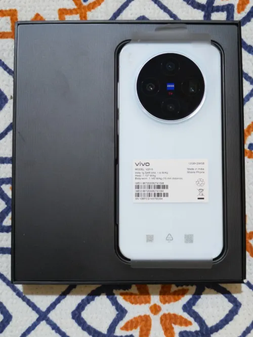 VIVO X300 12GB / 256GB