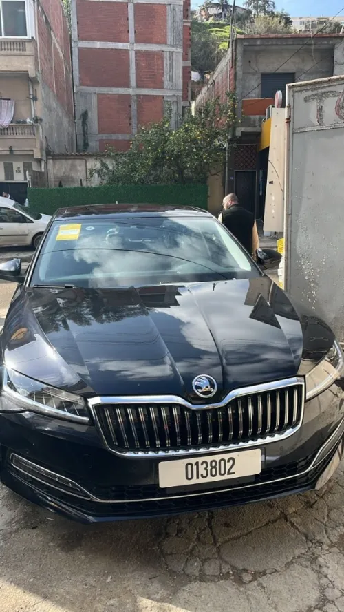 Skoda Superbe 2025 Skoda superb tout options