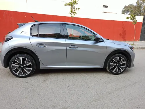 Peugeot 208 2023 GT