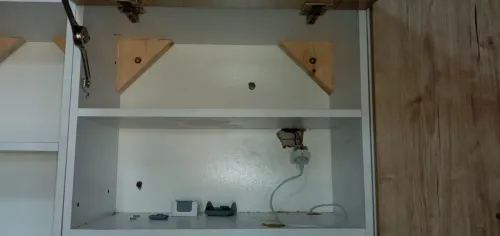 Montage porte en bois