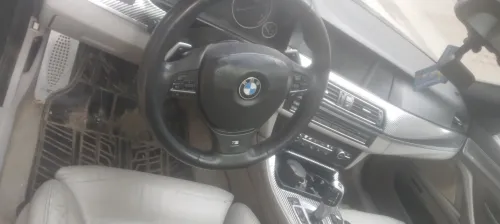 BMW Série 5 2012 525d sport