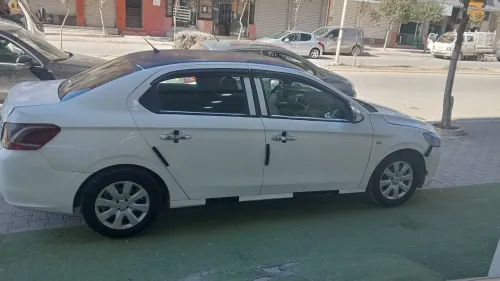 Peugeot 301 2013 Active
