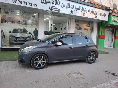 Peugeot 208 2018 Allure Facelift