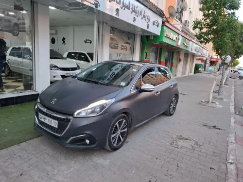 Peugeot 208 2018 Allure Facelift