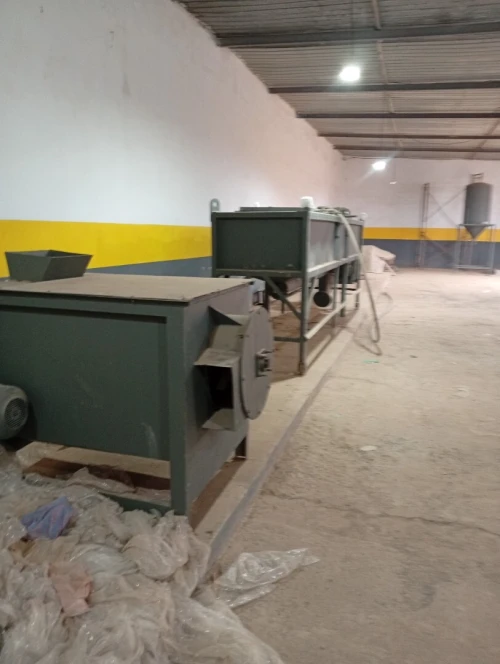 Vend matériel de recyclage de plastique