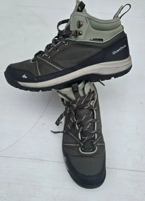 CHAUSSURE IMPERMÉABLE DE RANDONNÉE MID QUECHUA DECATHLON