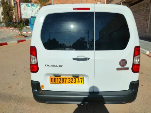 Fiat Doblo 2023 Italien