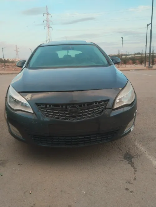 Opel Astra 2011 
