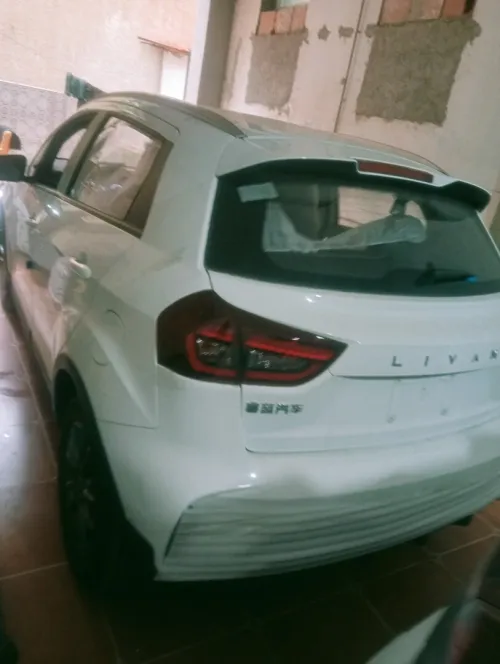 Geely Livan 2025 Tout options