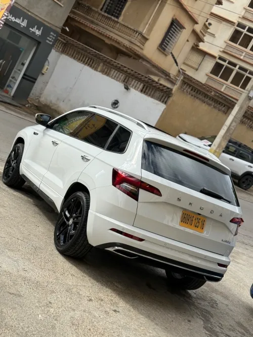 Skoda Karoq 2025 Sport line