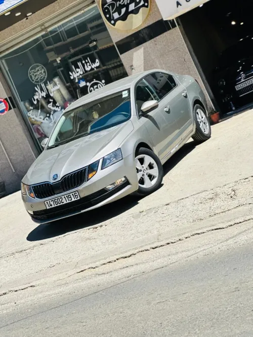 Skoda Octavia 2019 Ambition
