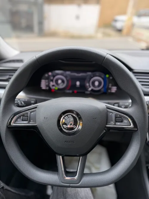 Skoda Superb 2025 Luxery