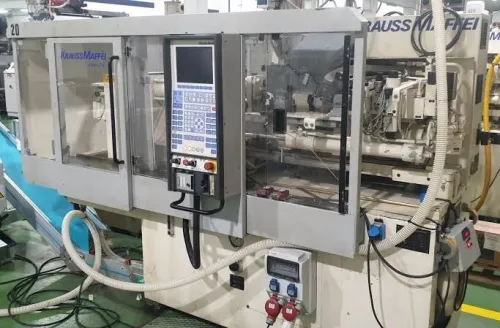 Soutretance sur machine injection plastique 