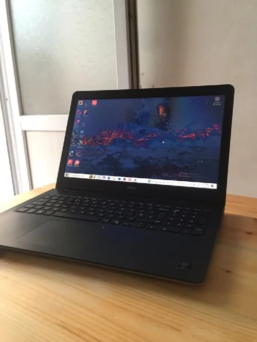 /Pc dell Inspiron i5 5th/8gb Ram/1r gb Hdd/GPU amd r7