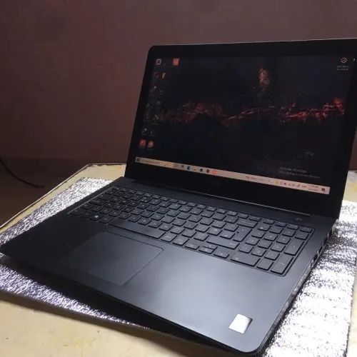 /Pc dell Inspiron i5 5th/8gb Ram/1r gb Hdd/GPU amd r7
