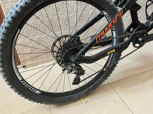 velo vtt enduro commencal meta sx edition limite british columbia