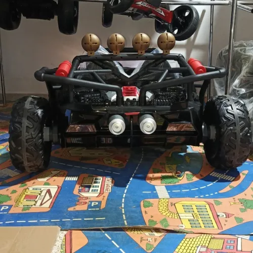 Voiture électrique pour enfants 